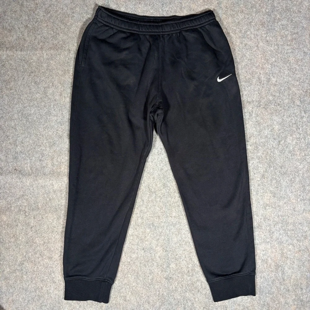 Nike Fleece Joggers Mens XL Black Embroidered Swoosh Cuffed Sweatpant Sportwear